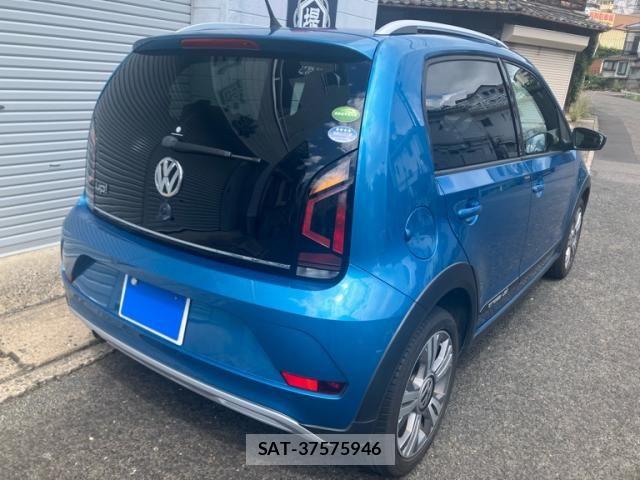 VolksWagen UP! 2017-07 8662457-4