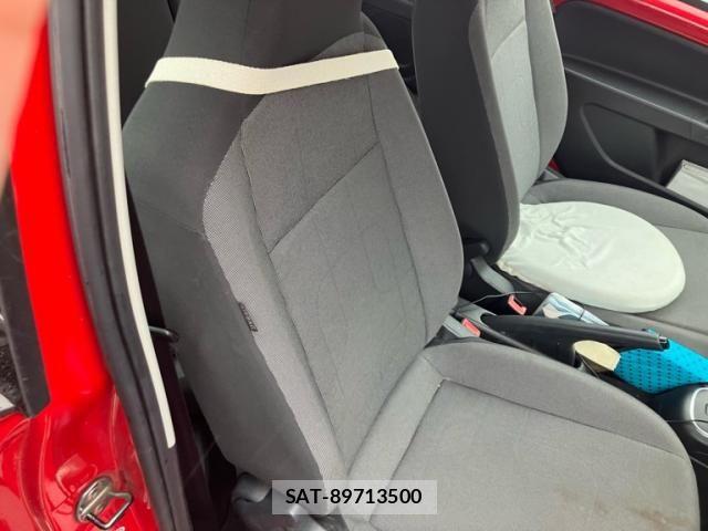 VolksWagen UP! 2013-07 8662459-10