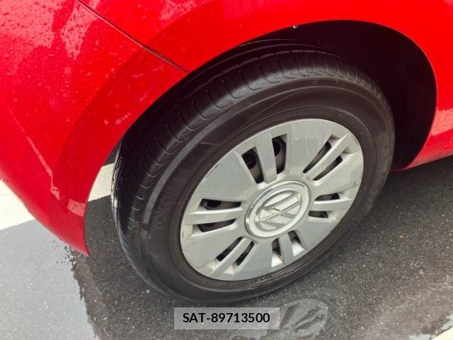 VolksWagen UP! 2013-07 8662459-7