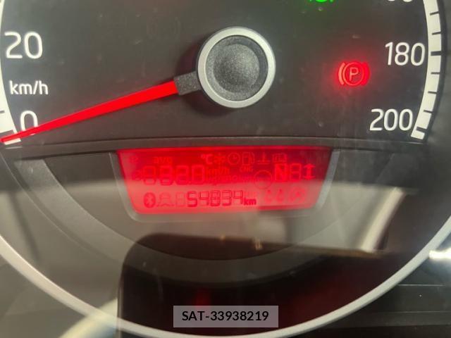 VolksWagen UP! 2015-02 8686940-24