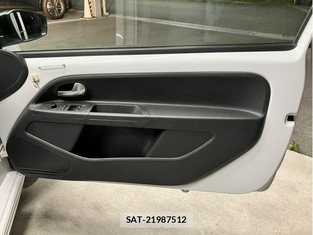 VolksWagen UP! 2018-06 8746902-13