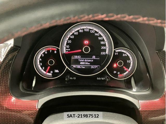 VolksWagen UP! 2018-06 8746902-8