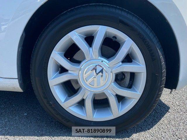 VolksWagen UP! 2015-05 8746906-26