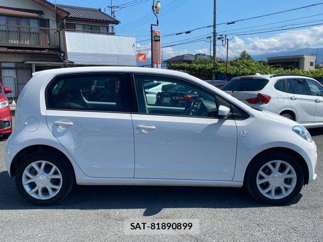 VolksWagen UP! 2015-05 8746906-4