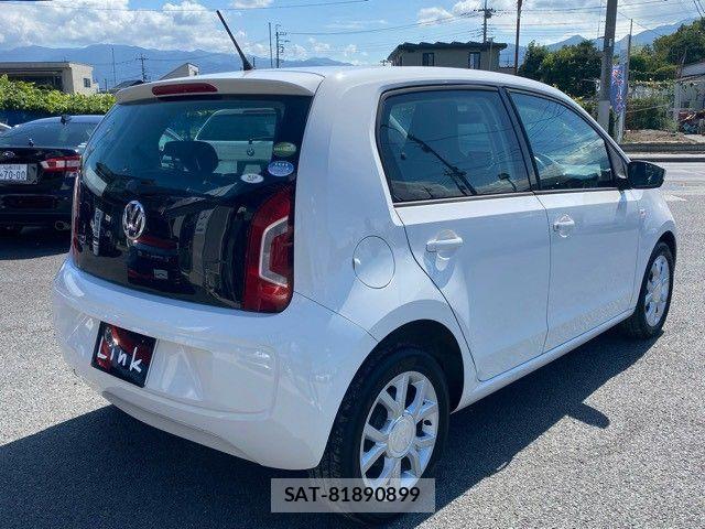 VolksWagen UP! 2015-05 8746906-5