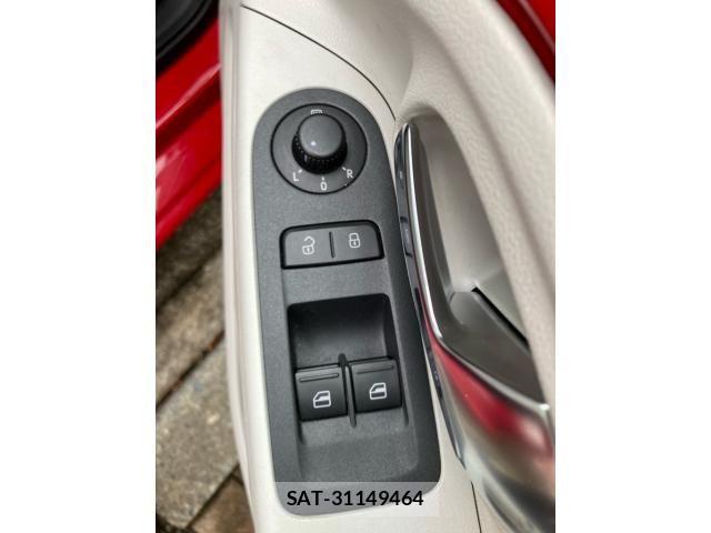 VolksWagen UP! 2016-07 8746905-15