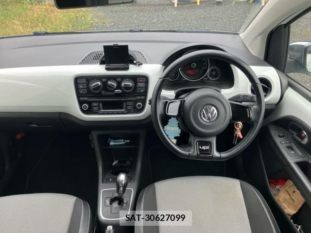 VolksWagen UP! 2013-09 8746909-10