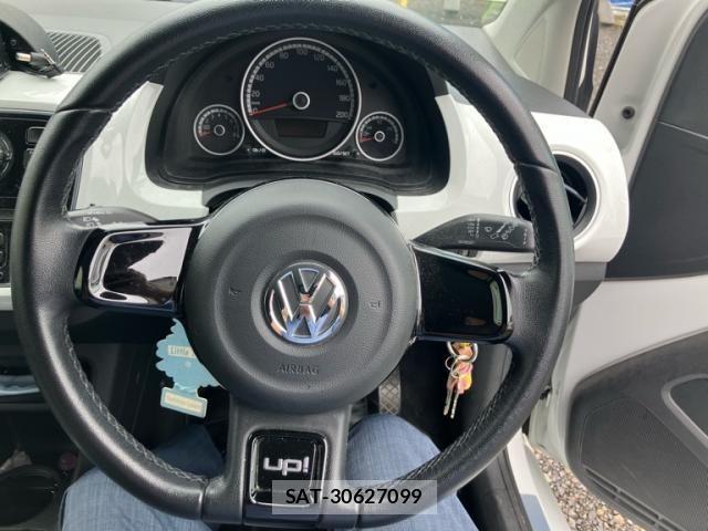 VolksWagen UP! 2013-09 8746909-14