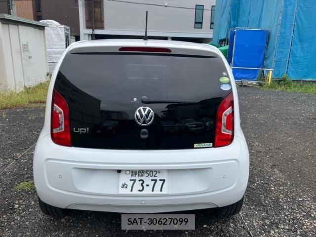 VolksWagen UP! 2013-09 8746909-3