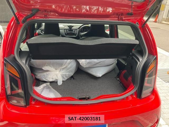 VolksWagen UP! 2020-03 8746903-11