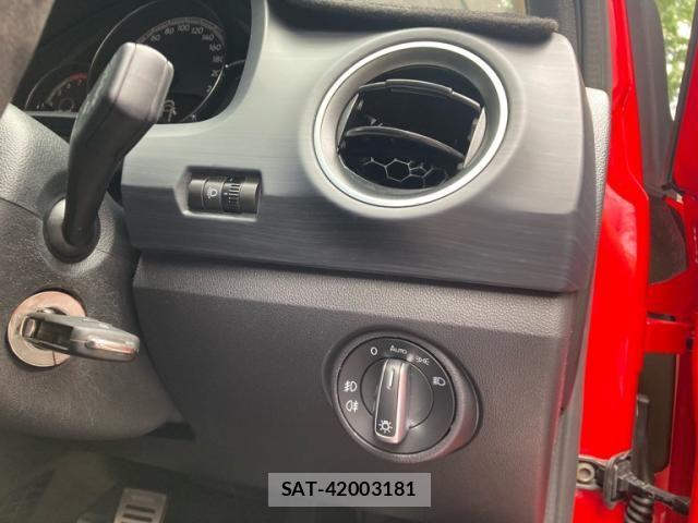 VolksWagen UP! 2020-03 8746903-17