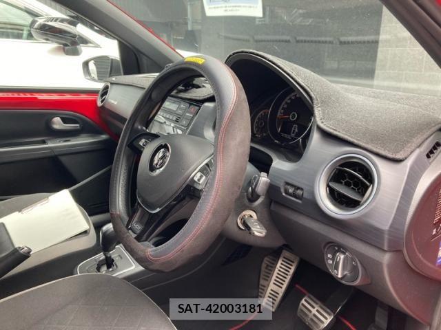 VolksWagen UP! 2020-03 8746903-19