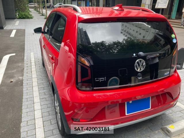 VolksWagen UP! 2020-03 8746903-5