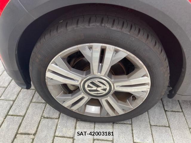 VolksWagen UP! 2020-03 8746903-7