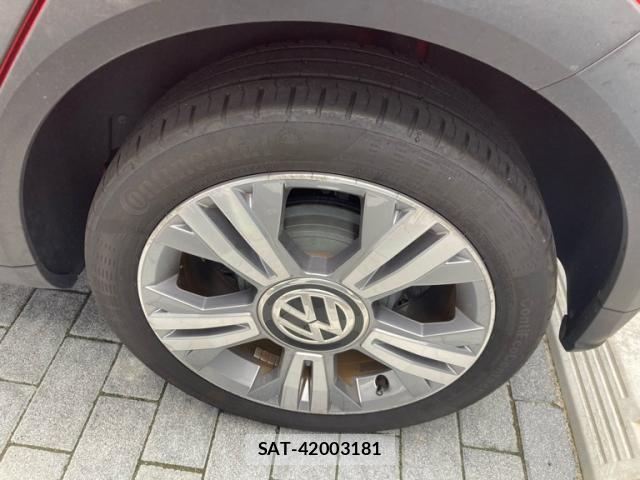 VolksWagen UP! 2020-03 8746903-8