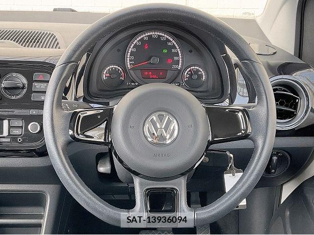 VolksWagen UP! 2015-02 8746904-10