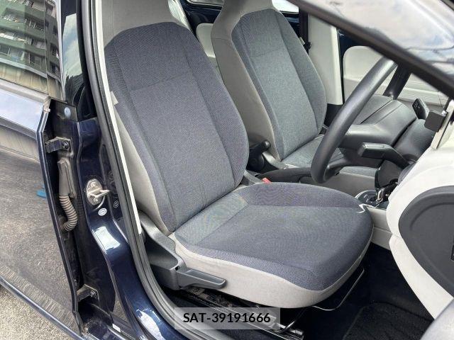 VolksWagen UP! 2014-09 8746907-4