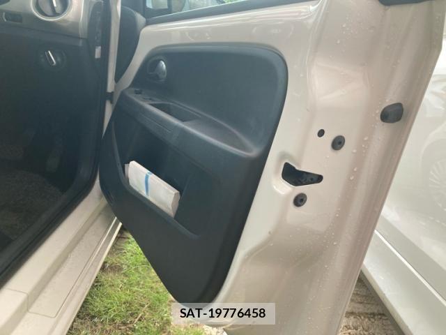 VolksWagen UP! 2013-10 8797949-5