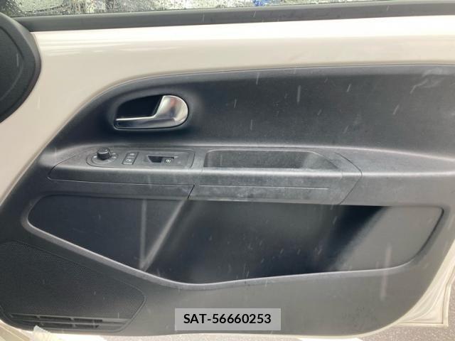 VolksWagen UP! 2013-06 8832543-17