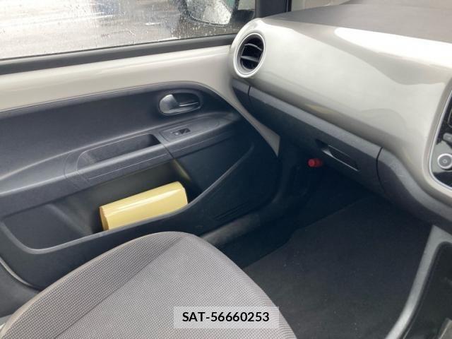 VolksWagen UP! 2013-06 8832543-19