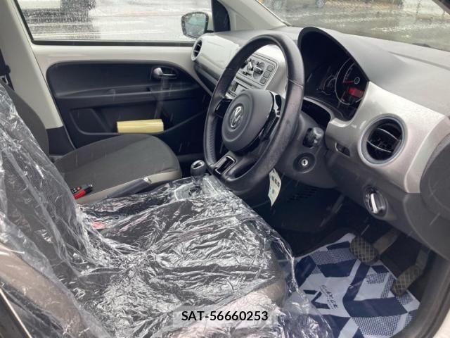 VolksWagen UP! 2013-06 8832543-7