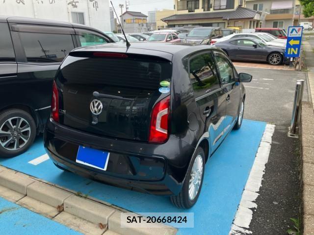 VolksWagen UP! 2013-01 8851102-2