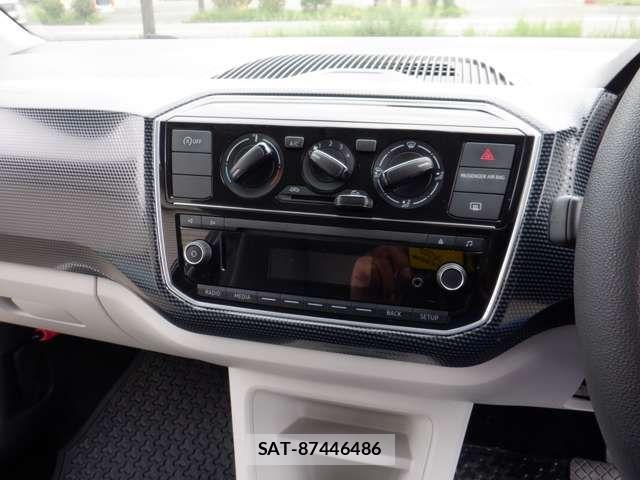 VolksWagen UP! 2018-06 8851101-11