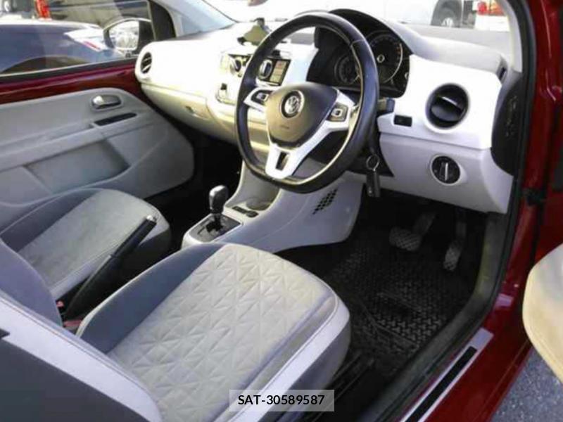 VolksWagen UP! 2017-06 3287564-6