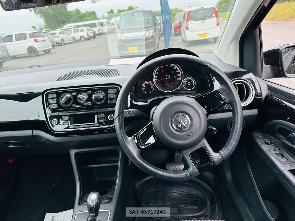VolksWagen UP! 2014-09 7181554-13