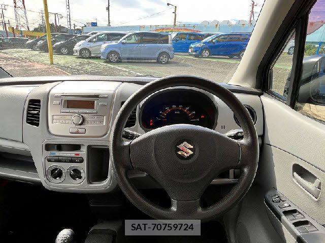 Suzuki WAGON R 2010-08 1356226-1