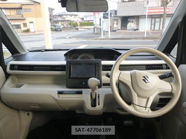 Suzuki WAGON R 2017-04 4051909-10