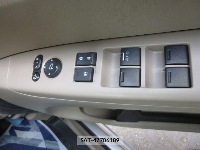 Suzuki WAGON R 2017-04 4051909-8