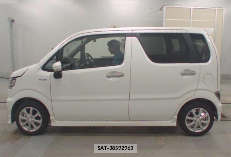 Suzuki WAGON R 2025-09 4568804-1