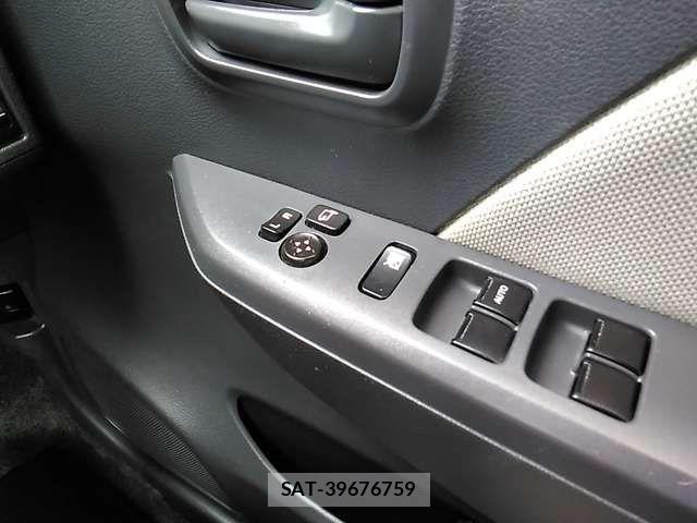 Suzuki WAGON R 2013-12 6753940-16