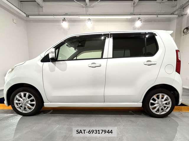 Suzuki WAGON R 2013-06 6753933-4