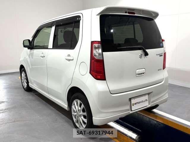 Suzuki WAGON R 2013-06 6753933-5