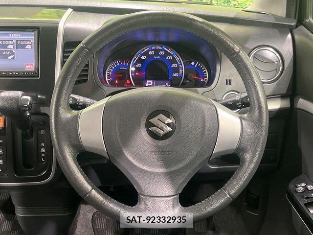 Suzuki WAGON R 2012-08 6818069-11
