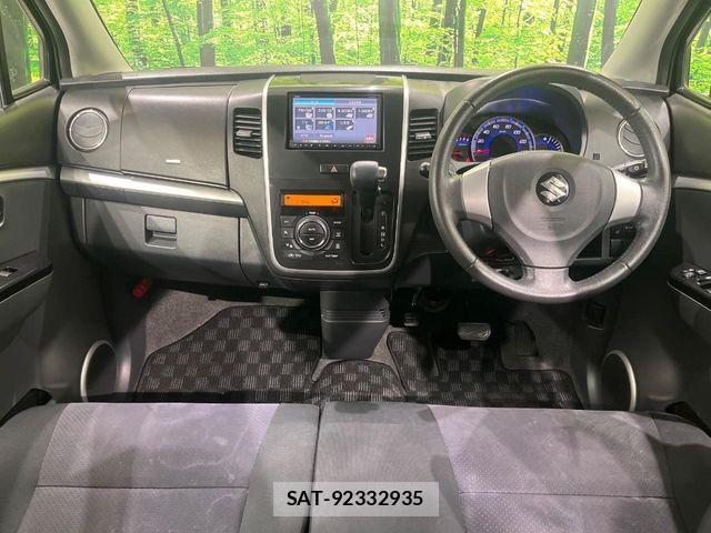 Suzuki WAGON R 2012-08 6818069-1