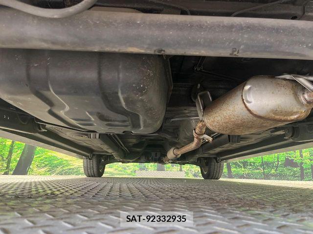 Suzuki WAGON R 2012-08 6818069-19