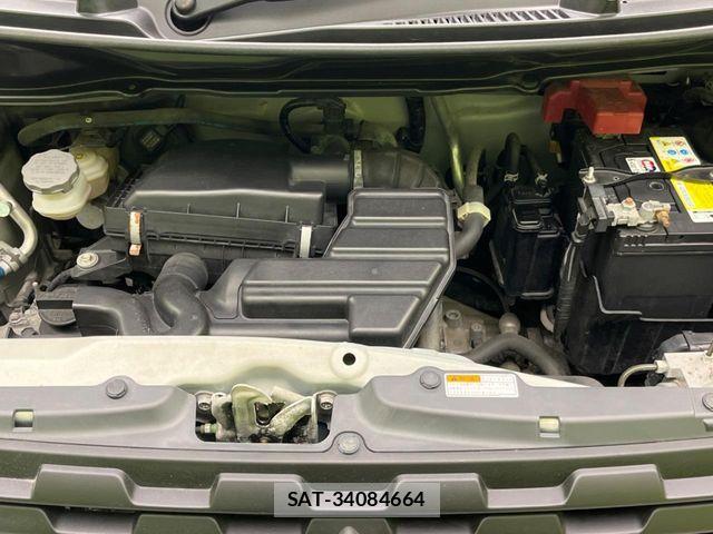 Suzuki WAGON R 2015-08 6818064-16