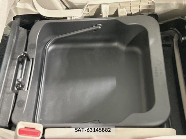 Suzuki WAGON R 2018-06 6818053-6