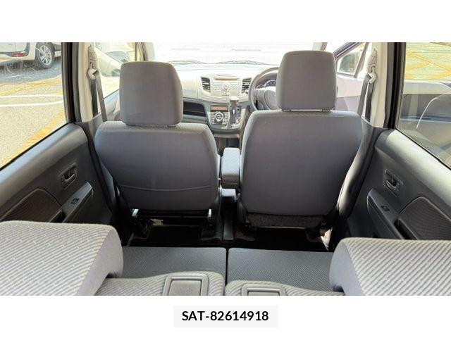 Suzuki WAGON R 2015-03 6818071-24