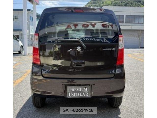 Suzuki WAGON R 2015-03 6818071-5