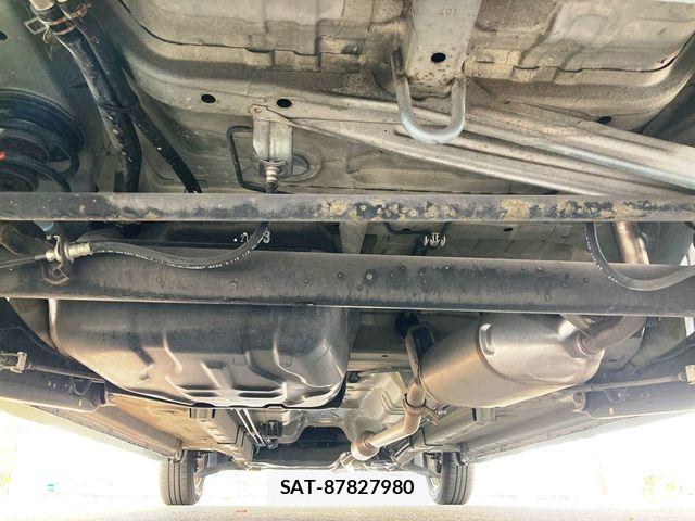 Suzuki WAGON R 2012-09 6818081-25