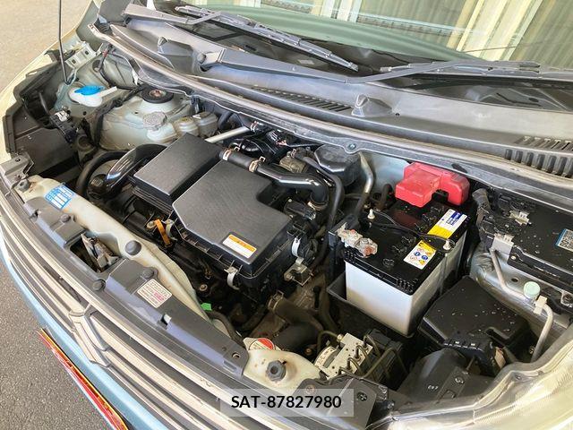 Suzuki WAGON R 2012-09 6818081-28