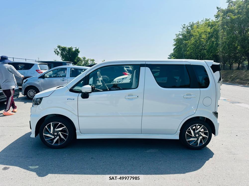Suzuki WAGON R 2026 6762421-1