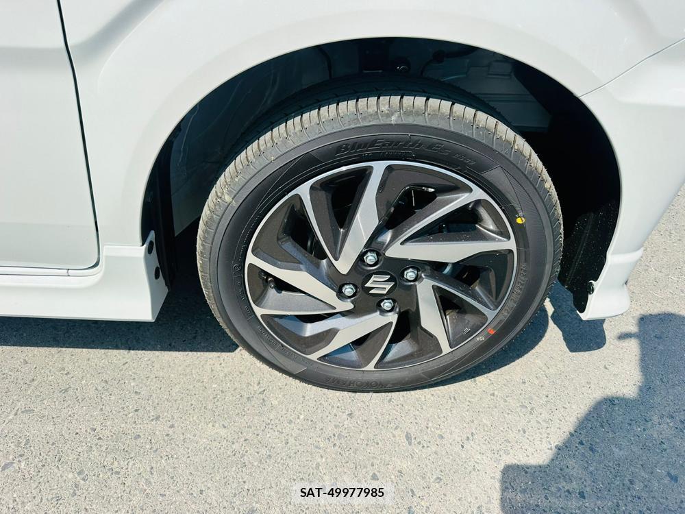 Suzuki WAGON R 2026 6762421-27