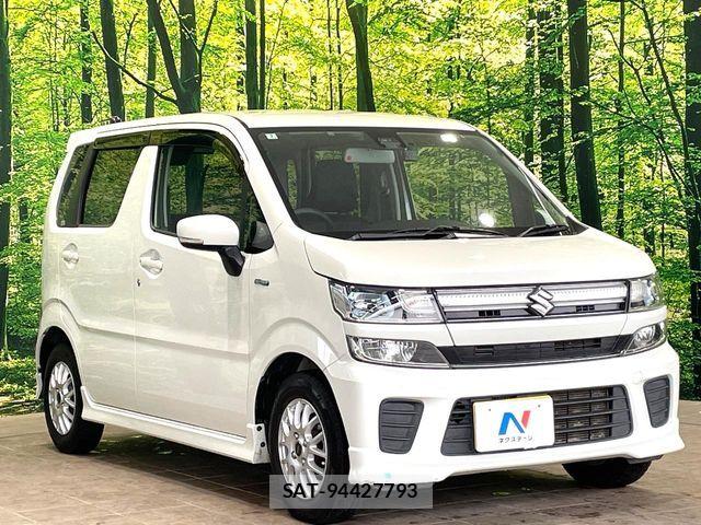 Suzuki WAGON R 2018-03 6915483-15