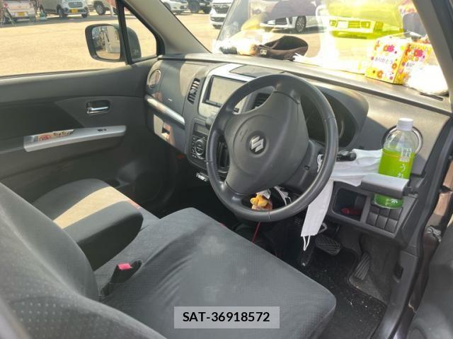 Suzuki WAGON R 2011-06 7061429-9
