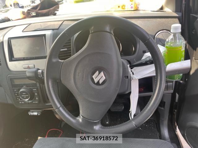 Suzuki WAGON R 2011-06 7061429-12